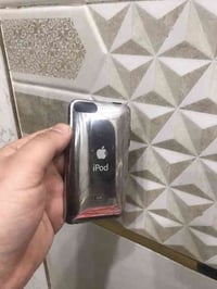 ايفونات قافل شبكه اتصال شغال نت فقط  قابل للفتح الرسمي او جيلبريك   iP...