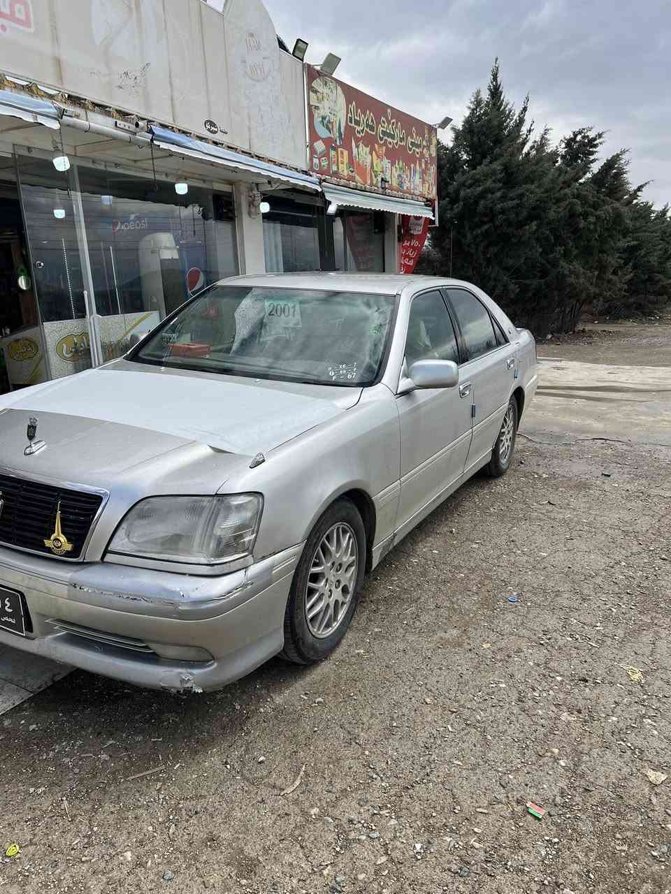 بەناوی خوای گەورەو میهرەبان مەلیکە مۆدێل ٢٠٠١ سەیارە ساخە ٤ دووگمەو سەلاجەو مەرکەزیە سەیارەکە هی ماعرەز نیەو هی ماڵی خۆمانە کارەبایو هەموو گیانی ئیش ئەکات سەیارەکە بێ تەقەو ڕەقەیە ساعری 52گەڵاو معامەلە***********
