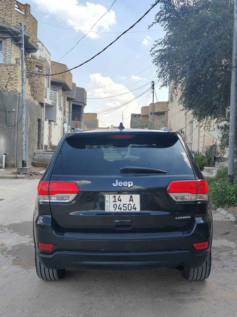 جيب لاريدو .موديل 2016 أصل .تحويل باسمي . حادث جاملغ وبنيد وكلير اسفل الباب .  السعر 170 .مكانها الناصريه للاتصال *********** / ***********
