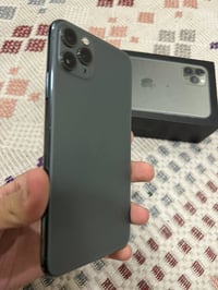 آيفون ١١ برو ماكس • ٢٥٦ • بطارية ٧٢