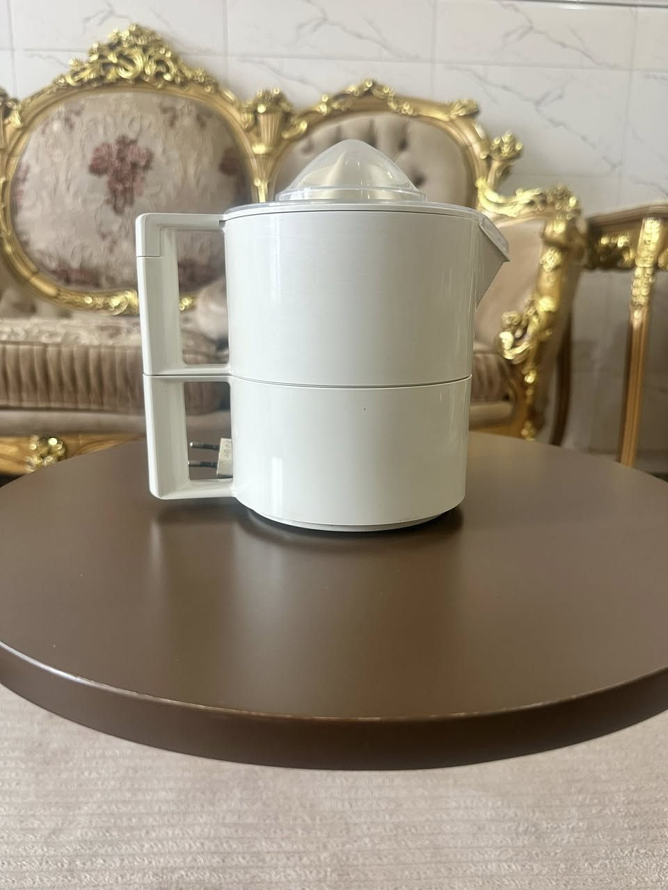 معصارة برتقال ❤️BRAUN ❤️ (براون) اسباني انتاج الثمانينات استيراد المنشأة العامة العراقية  بحالة ممتازة ونضافة عالية جداا وكما واضح بالصور
للاستفسار  مراسلة الصفحة✉️
للاتصال راسل الصفحة وسيضهر الرقم📞📞


**إذا كنت صاحب هذا الإعلان وتريد حذفه لأي سبب، رجاءا أرسل رسالة إلى الدعم الفني**