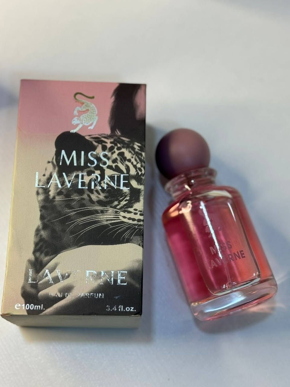 ✨ سيت الأنوثة والجاذبية.. عطر وسبلاش "مس لافيرن" ✨
لأن أناقتچ ونظافتچ ما تكتمل إلا بريحة تاخذ العقل، وفرنالچ الثنائي المثالي من مس لافيرن.. عطر وسبلاش بنفس الوقت حتى تظلين فواحة ومنعشة طول اليوم🌸💖

🛍️ شيتضمن السيت؟

عطر مس لافيرن الفاخر (Eau de Parfum): ثباتية عالية وريحة تجنن ومميزة، ترافقچ بكل مناسباتچ وتخلي حضورچ طاغي وين ما ترحين. 👑

معطر الجسم (السبلاش) اللامع: للانتعاش اليومي بعد الحمام، ينطيچ ترطيب وريحة خفيفة ونظافة، وبيه لمعة "شيمر" خفيفة تضوي وتخلي جسمچ يلمع لمع. ✨ غسلي ورشي منه وعيشي الإحساس

#التوصيل_مجاني عرض خاااص لمدة محدودة#ميك_اب#بنات_العراق#بنات_بغداد#بنات_تيك_توك


**إذا كنت صاحب هذا الإعلان وتريد حذفه لأي سبب، رجاءا أرسل رسالة إلى الدعم الفني**