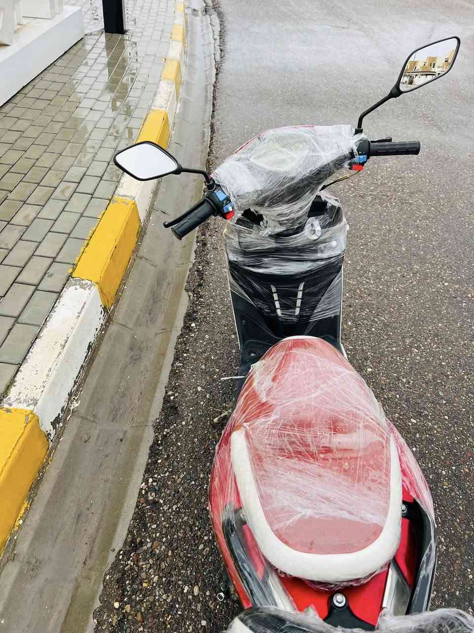 السلام عليكم ورحمة الله 
ماكس fs ياباني سرعه ١٢٠ 
شغاله مابيها اي عطل 
للبيع السعر (330 وبي مجال ( ***********
