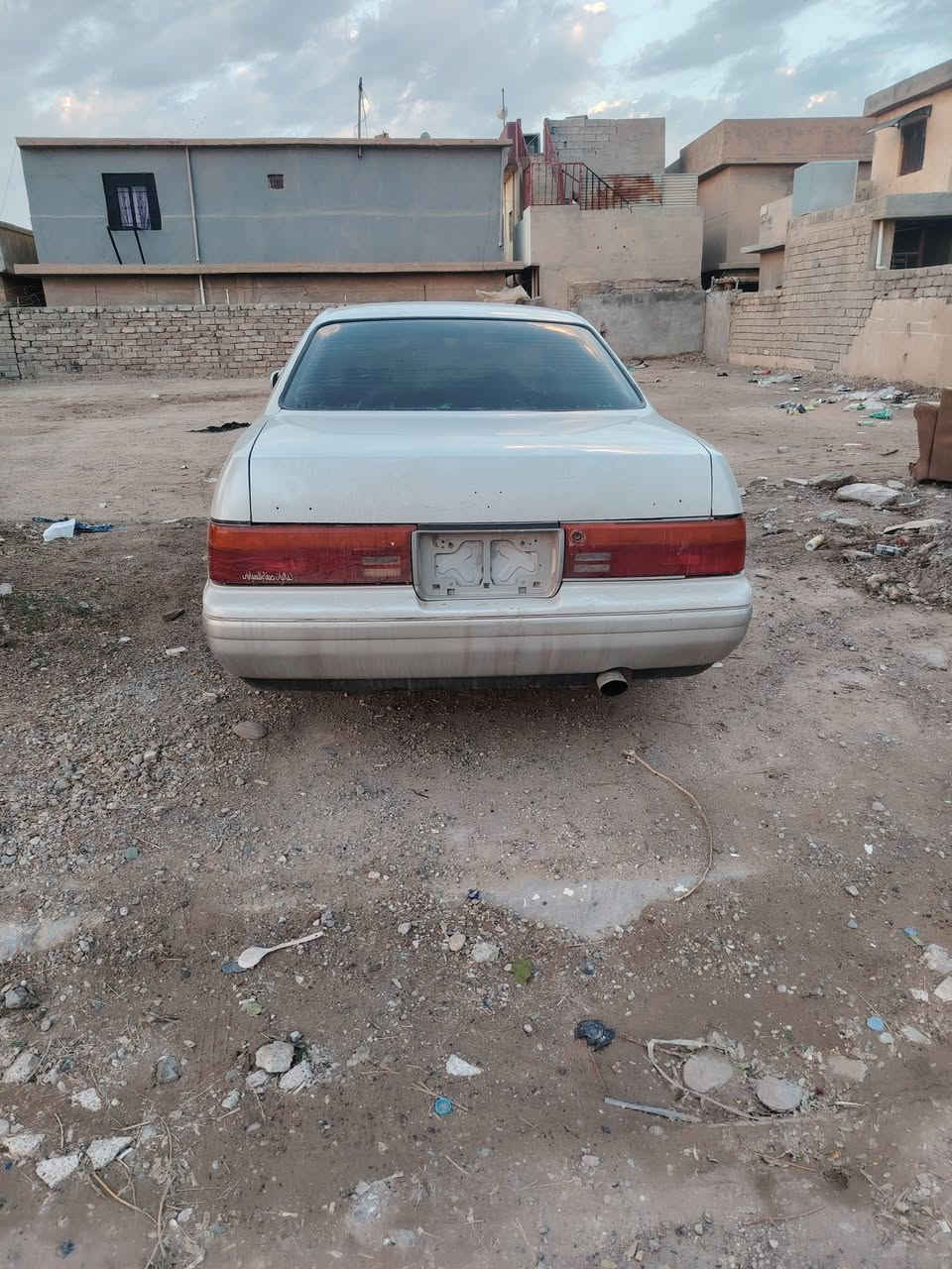 السلام عليكم بطه يمنه منفصل  بعدها شركه كلشي شغال مال بيت
السعر 14 وبيها مجال مكان السياره بيجي 

للاستفسار الاتصال على الرقم

***********
