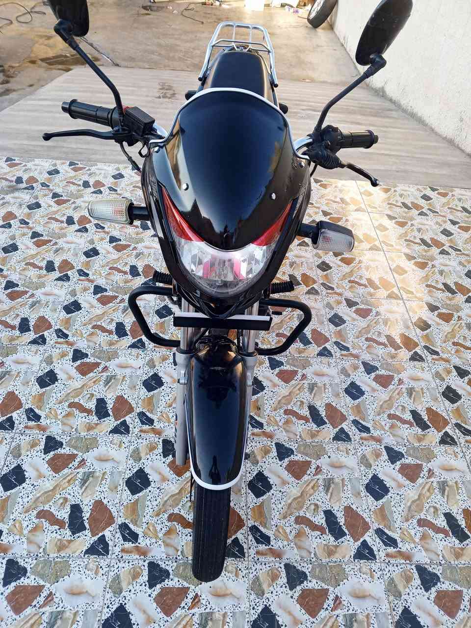 يا الله دراجه سايم للبيع موديل 2020مكمرك وكامل بس اسجل دراجه مال جناي ربع ماتحط عليه  محرك اسبانه ما ممدود علي السعر مليون 200وبي مجال للشراي ولمو شراي لا يعلق ويكسر بحلال العالم مكاني الرمادي هذه رقمي للتواصل ***********متواجد عل خاص
