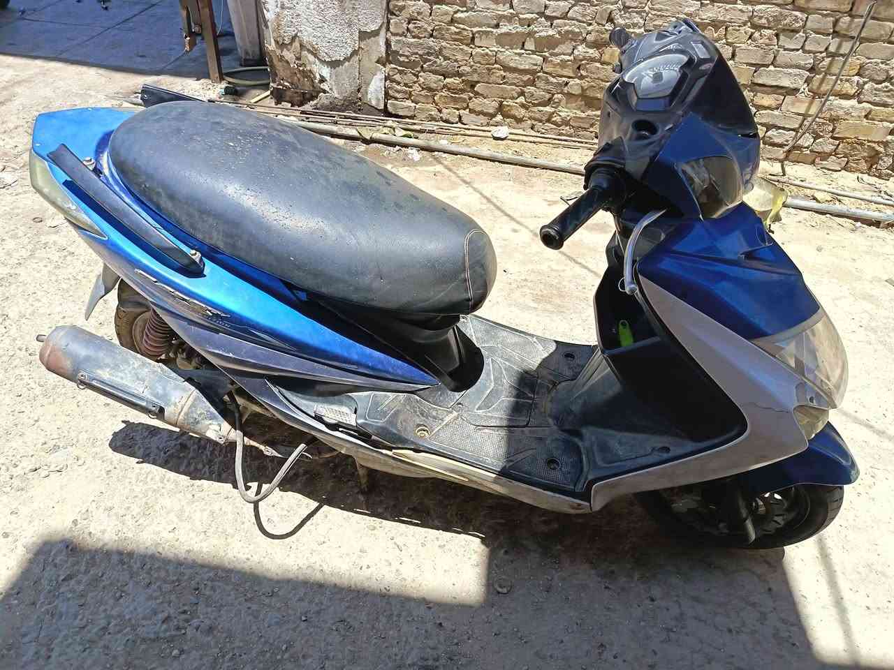 السلام عليكم ورحمة الله وبركاته
سكنس لد ياباني طافية
السعر 250
العنوان حلة مركز ***********
