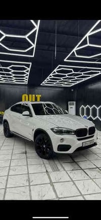 بي ام دبليو موديل  2017  وكالة عروش  .محرك (٦سلندر) . مواصفات نايت باك...