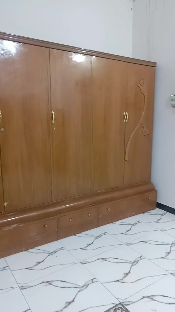 جربايه 35 كنتور نضيف ب250


**إذا كنت صاحب هذا الإعلان وتريد حذفه لأي سبب، رجاءا أرسل رسالة إلى الدعم الفني**