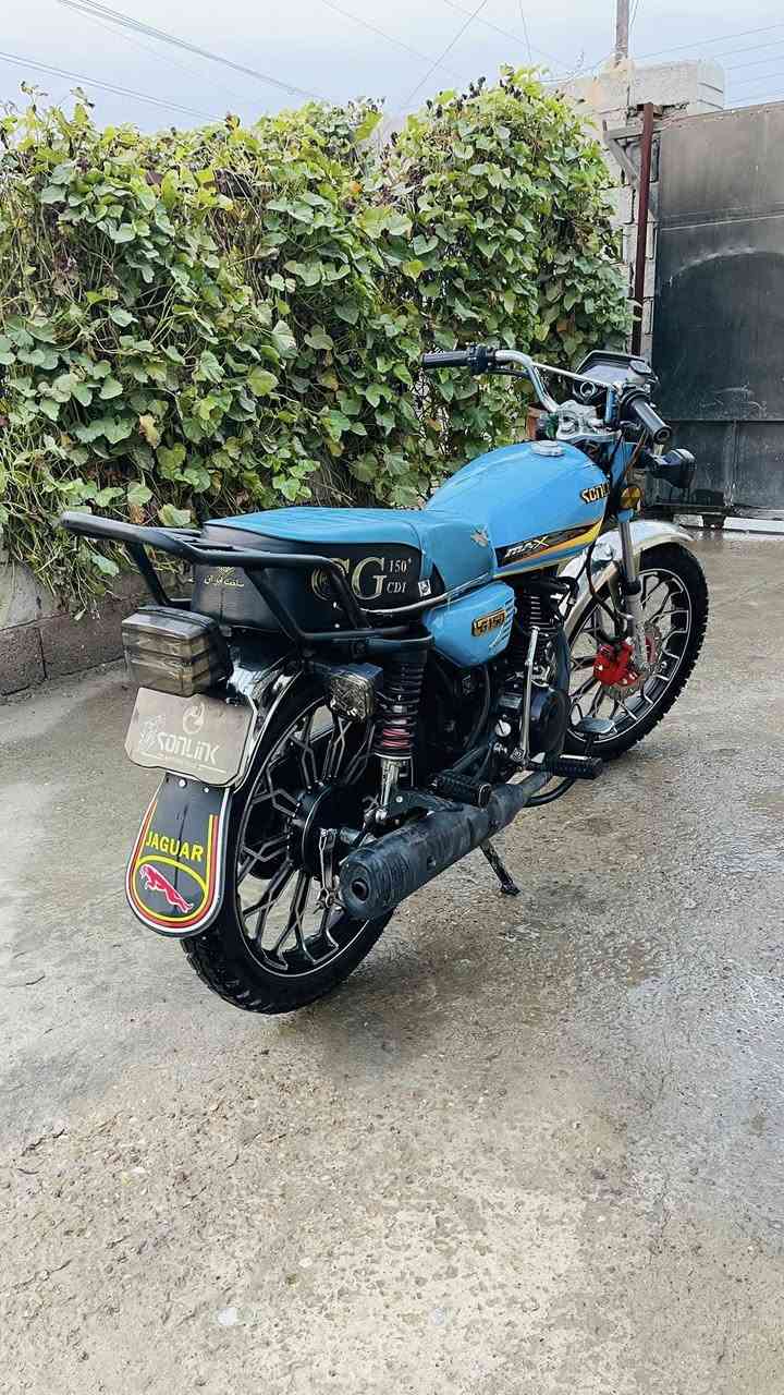 سلام عليكم دراجه للبيع مديل 2025مكينه مكفوله مكاني بغداد الحسينيه المعامل ***********
