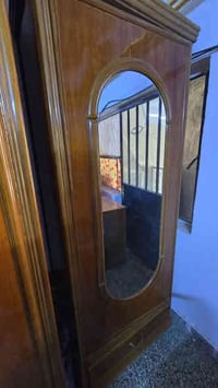 غرفة نوم شغل نجارة عراقية داخل ٥ ملم والخارج ١٠ملم صاج ملحقات كاملة ال...