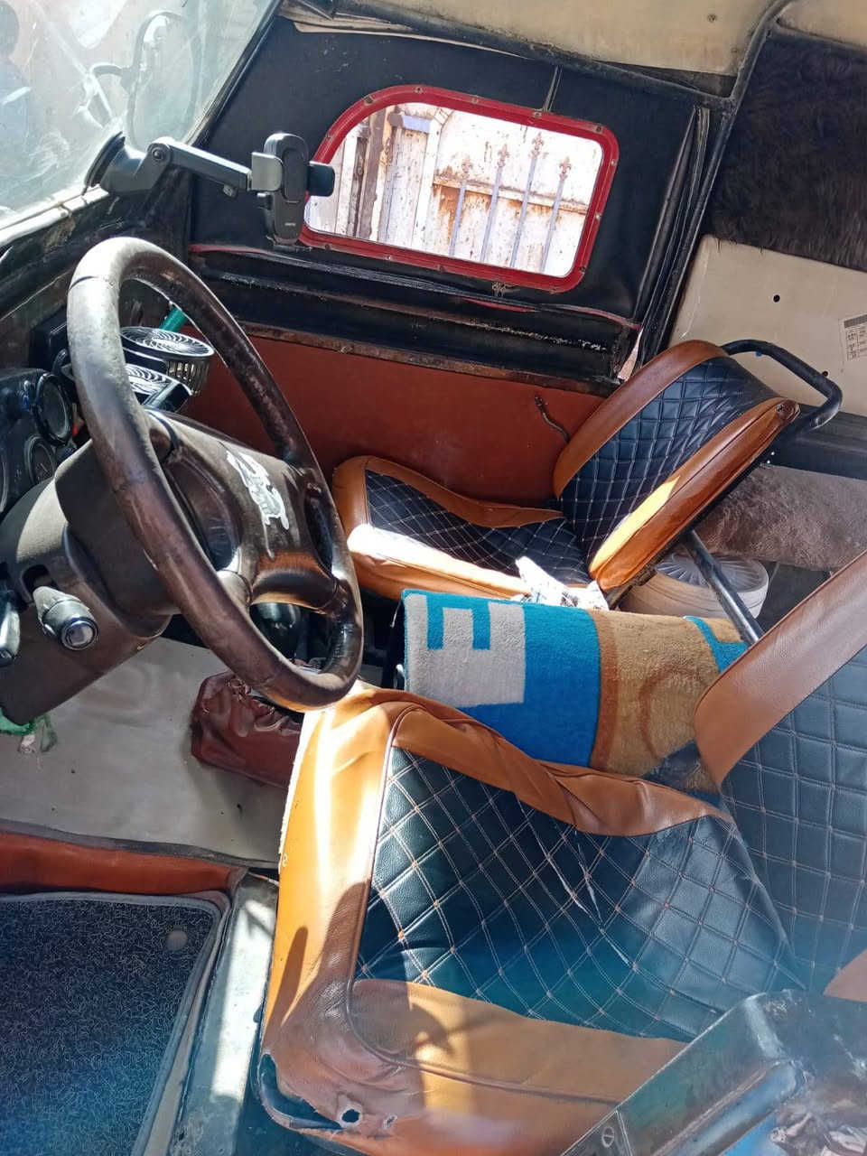 زوبة اصولي رقم ديالى العنوان الصويرة حي الجهاد خلف المعارض السعر 5,500 وبيها مجال  متواجد أتصال واتساب على الرقم ***********
