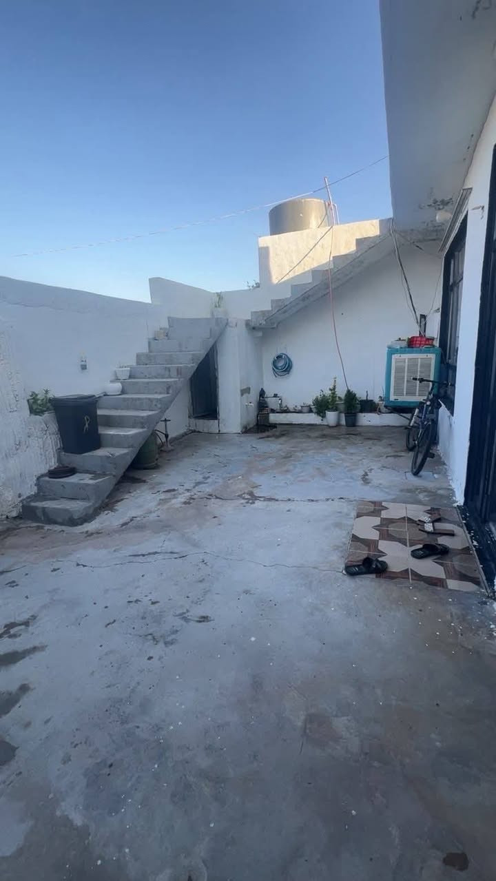 🔥موڵکی ژمارە (14) 🔥
                    بۆ فرۆشتن
🏠خانوێکی یەک نهۆمی
⚪ شوین: گردجان
🧭 ڕووی خانوو ڕۆژ هەلات
📏ڕووبەری خانوو 190م²
🛗 گۆلانی 12مەتری
≻ نزیک  شەقامی  گشتی
 نزیک📚قوتابخانە 🕌مزگەوت و🚸رەوزە.
💵 بۆ زانینی نرخ یان زانیاری زیاتر هەرئێستا کۆمێنت بکە یاخوود سەردانی نوسینگەی موڵکی خال بکە٠٠٠٠٠٠٠٠

(  ئەمیر چۆمانی )

☎️ ***********
(فەرهاد هیزۆپی )
☎️ ***********
( ئەمیر چۆمانی )

☎️ ***********
📍ناونیشانی عقاراتی موڵکی خاڵ: سەرجوتسایدی چوارقوڕنە-سلێمانی ،  بەرامبەر سەناعەی چوارقوڕنە.
