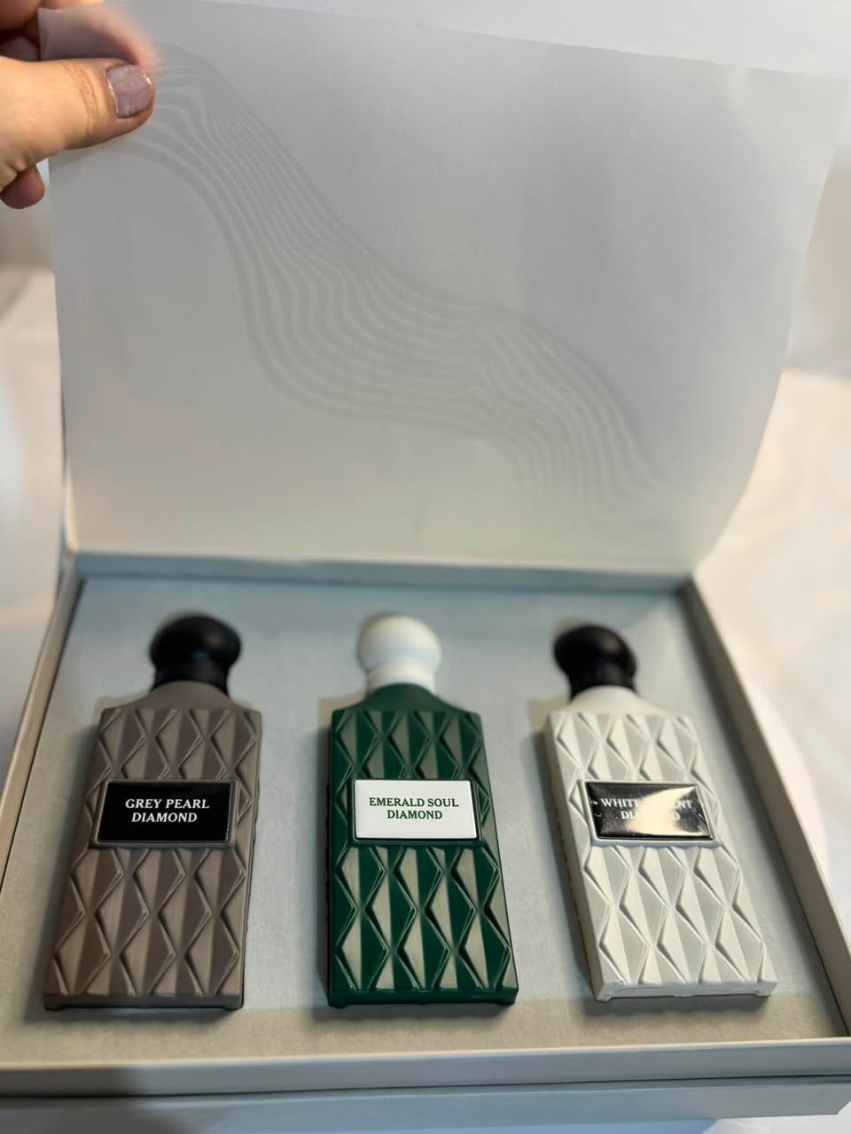 عطور ابراق من ابراهيم القرشي حجم القطعه 75 مل
شرط ادكون الباركود يوديكم ع موقع السعر 65 بمكان 75


**إذا كنت صاحب هذا الإعلان وتريد حذفه لأي سبب، رجاءا أرسل رسالة إلى الدعم الفني**