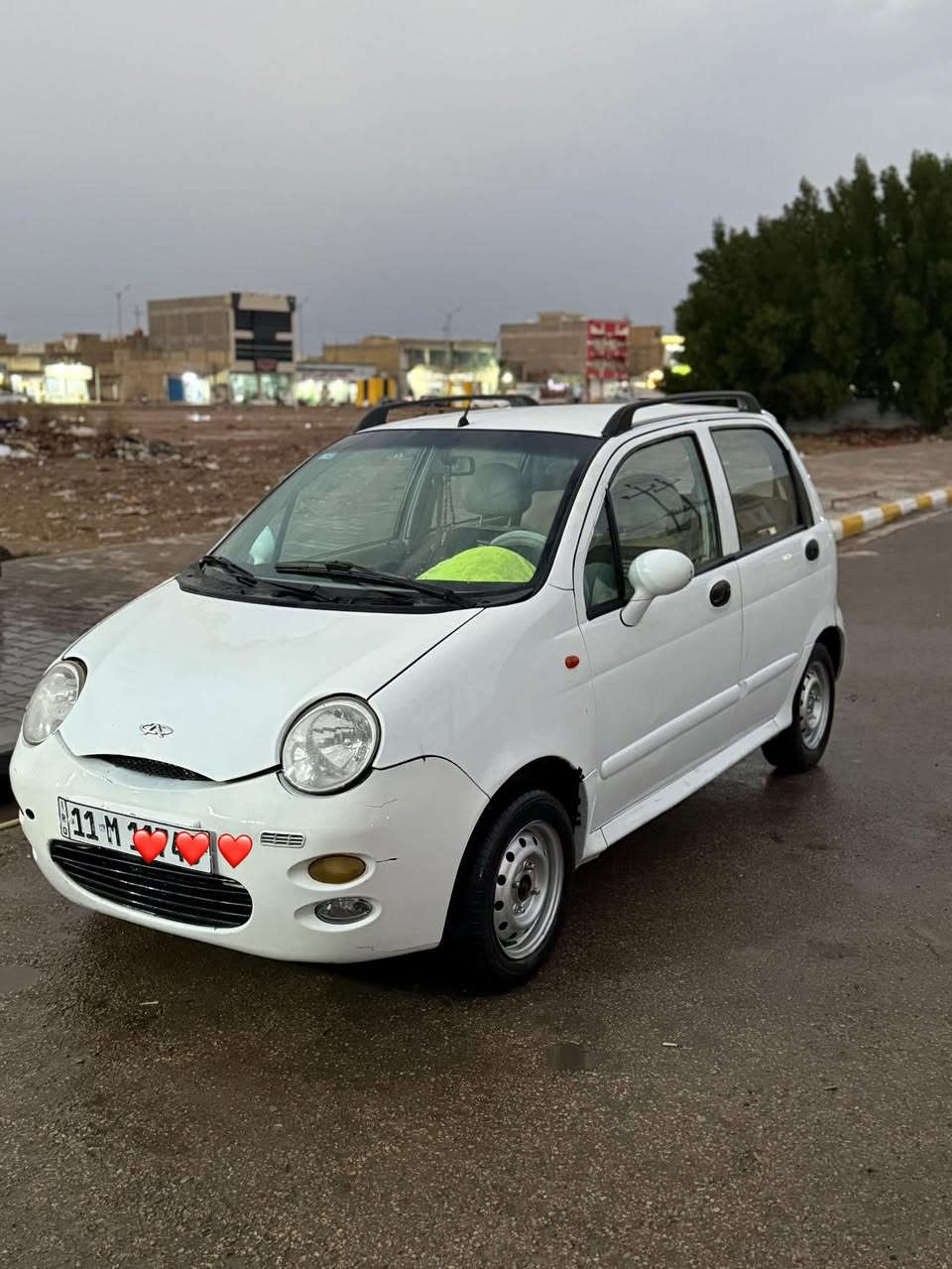 سلام عليكم QQ موديل 2012 سياره محرك يخبل كير اوتوماتيك 

 وكامله من كلشي رقم بغداد  وسنويه 2030 وبسمنه السعر 35 وبيه مجال    مابيها أي ضربه

مكان السياره واسط الكوت مركز المدينه 

الاستفسار ‭٠٧٧١ ٧١٩ ٦٣٤٧‬
