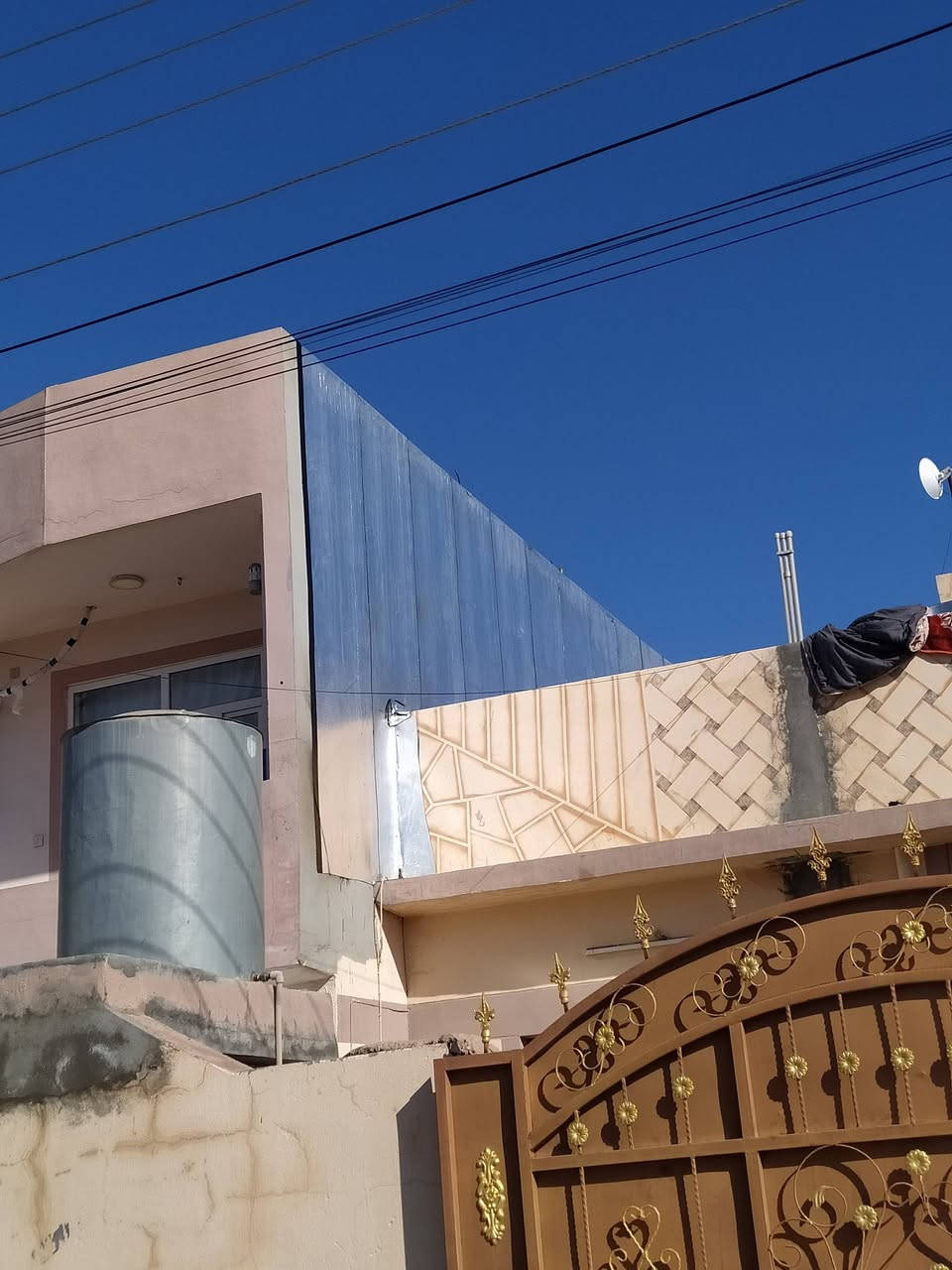 يعلن محل أبو أبرار للايزوكام  العاكسة للحرارة🌞🌡
والمانع للرطوبه🌧🌧 عن استعداده لتغليف سطوح المباني الحكوميه والاهليه واسعار  مناسبه جداااا مع ضمان جودة العمل 10 سنوات ⛈الأيزوكام يعكس الحرارة🔥🔥 بنسبه100% عن بيتك ويتحمل كل ضروف المناخ   ⛳تعمل المادة على الصب⛳ والأشتايكر⛳ والجينكو⛳ والسندويج بنل⛳ و على سطوح المزفته⛳  وتغنيك هذه المادة عن استخدام الطرق القديمه في البناء الثقيله والمكلفه مثل التراب والنايلون والفلين والطين ......الخ 🎗🎗🎗للأستفسار يرجى الأتصال على الارقام اعلاه وادناه  *********** ☎️☎️ لسنا الوحيدون لكننا الأفضل
