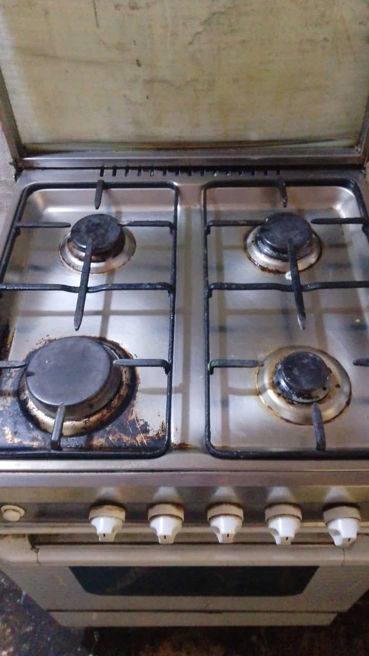 طباخ للبيع كلة شغال 4مشاعل السعر 60وبي مجال استفسار ***********
