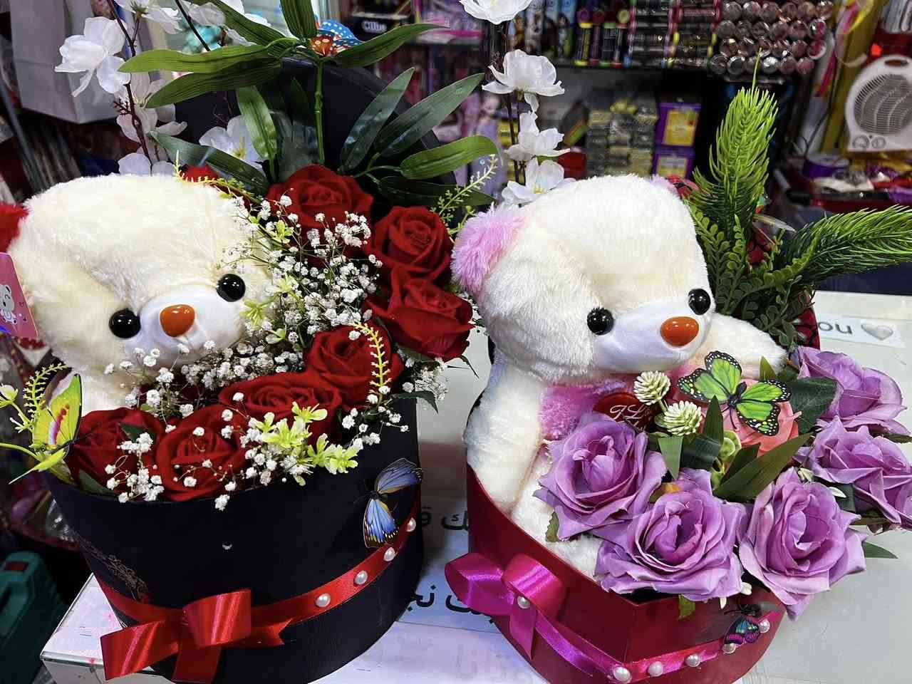 زهور روتانا 🌹🌹
إلى زبائننا الاعزاء جديدنا👬
بمناسبة رأس السنة الجديدة 🎄🌲
يتوفر لدينا مجموعة من العروض المميزة 🔥🔥
باقات ورد اصطناعي وطبيعي 💐🌸🌺🌹🍂🌻
وتشكيلات راقية ومتنوعة من باقات الورد 🥀🥀🥀
واسعار مناسبة ❤️‍🔥❤️‍🔥❤️‍🔥❤️‍🔥
العنوان كركوك شارع شرطة النجدة قرب حسينية جعفر الصادق 🚗🚙
***********
