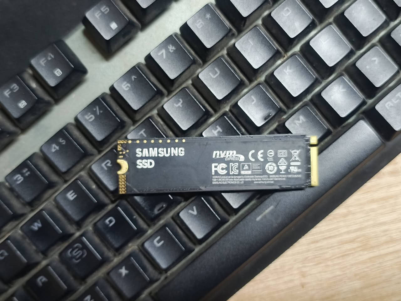 ربطتها بل راك مدخل 2.0 ما قرا عندي وماعندي منفذ بل لابتوب افحص بي 
أبيعها فحم أعلى سعر ابيع


**إذا كنت صاحب هذا الإعلان وتريد حذفه لأي سبب، رجاءا أرسل رسالة إلى الدعم الفني**