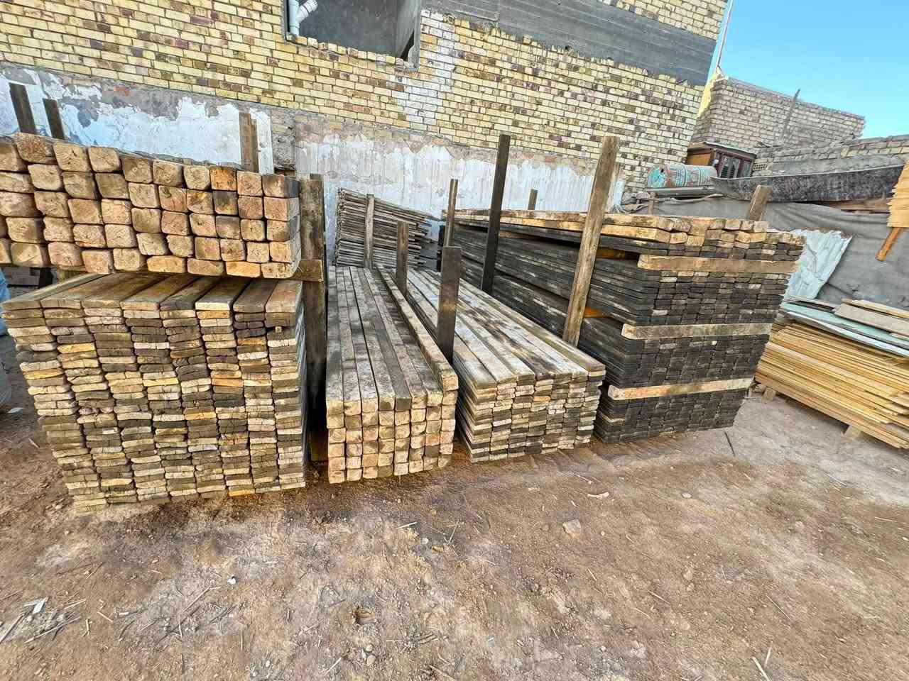 قالب خشب روسي انج تارس 25 نظيف جدآ   العدد 13 مكعب 

للبيع

العنوان الحله شارع 80 قرب مطعم ثابت 

الهاتف *********** - ***********
