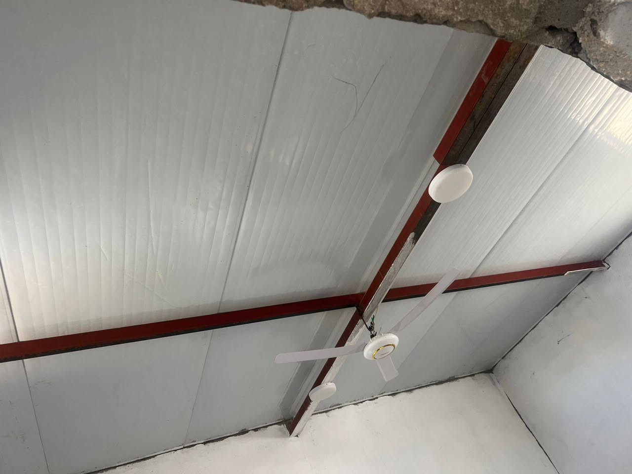 سندويچ بنل للبيع الطول ٩م والعرض ٧م العدد ٧قطع 
السعر مليون وقابل للتفاوض
للأستفسار الأتصال على رقم
***********
