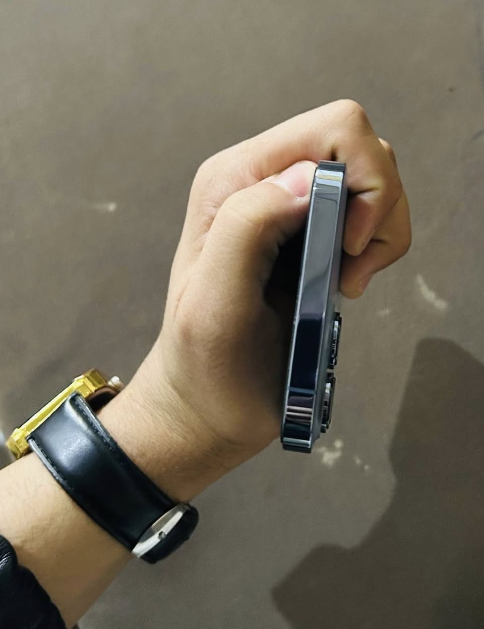 السلام عليكم ايفون ١٣ برو ماكس امريكي مبدل شاشة اصلية فقط فقط 
بطارية ٩٤٪؜ نظيف من كل النواحي 
خالي من الملحقات 
السعر ٦٥٠الف وبي مجال بسيط


**إذا كنت صاحب هذا الإعلان وتريد حذفه لأي سبب، رجاءا أرسل رسالة إلى الدعم الفني**