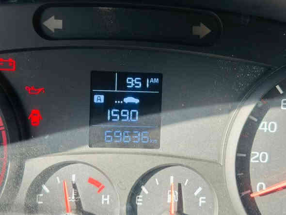 كيا بنكو ٢٠٢٣ رقم بابل
بسم الشركة تحويل مباشر سنوية جديدة 
تخم تاير، حدادية فول، كفالة عامة محرك وكير، فول مواصفات شاشة كامرة، شباك نيكل، حساسات، اشاير مري، تحكمات ستيرن.

السيارة ماشية ٦٩ الف مثل ما موضح بالصورة

سعرها ١٥٨ بيها مجال حگ الجية

مكانها الحلة مركز المدينة 

السيارة مكفولة كفالة عامة
***********
