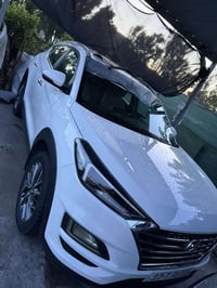 توسان خليجي شركه الكاصد  موديل 2020 رقم بغداد سنويه وهزه جديد مكفوله م...