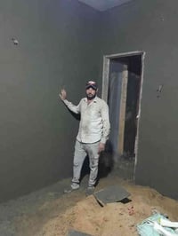 ماجدالمصري خلفه لبخ اسمنت شغل درجه اولي07767210813