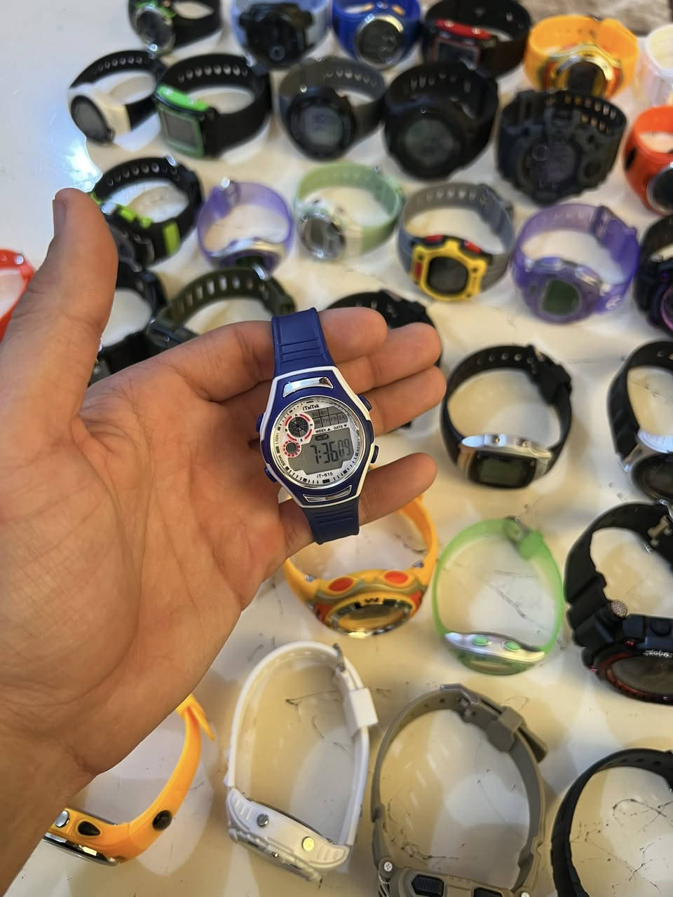 سلام عليكم متاح ساعات باله رياضي
ويوجد خدمه توصيل جميع المحافظات الي يريد يتفضل خاص ويدلل ***********
