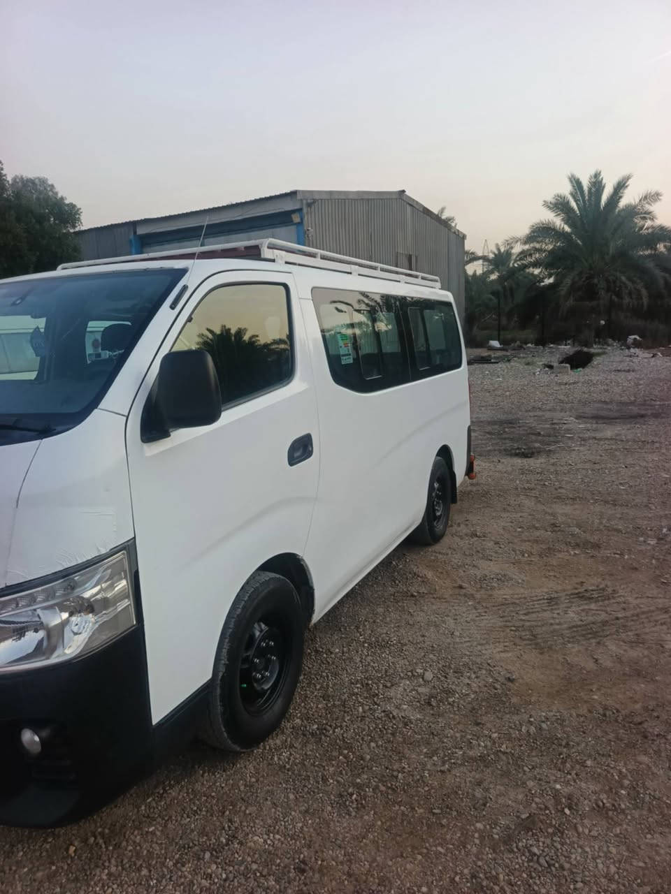 للبيع نيسان يورفان 2013 رقم بغداد نكليزي كير مكينه اكسل دوشمه سياره جاهزه اتصل عل رقم ‏‪***********‬‏ مكان بغداد
