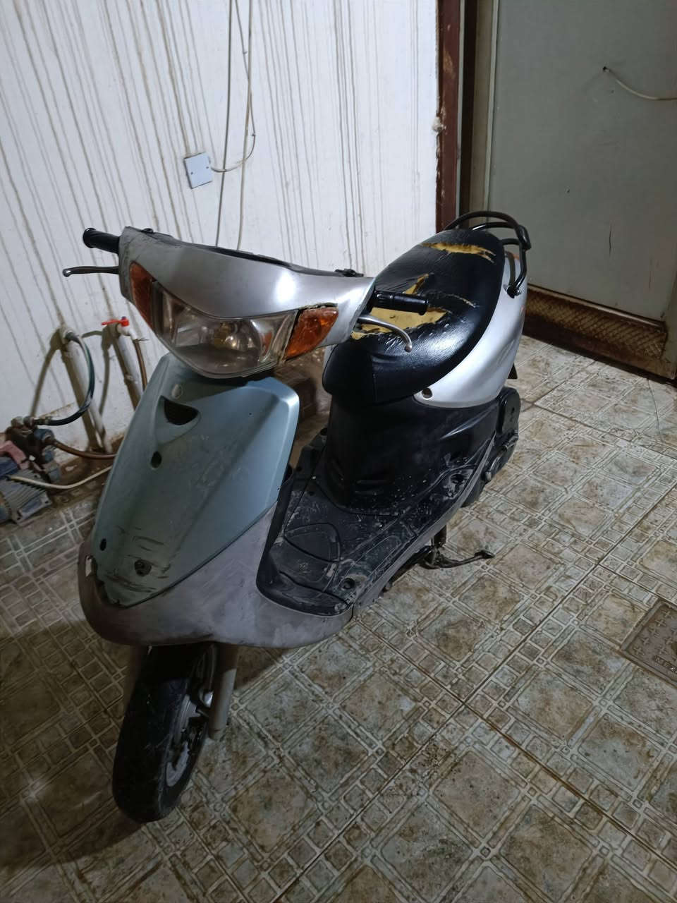 ماكس قشمه للبيع بوسه 49 سعر 270 بيها مجال دراجه نظيفه ***********
