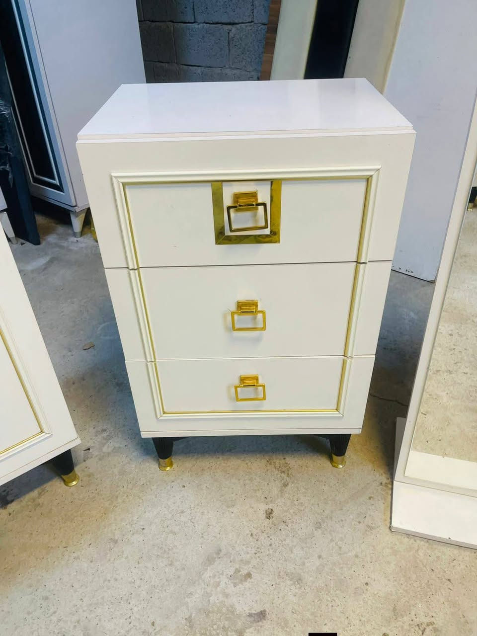 10قطع فول نضافه معه شد ونقل داخل بغداد مجانا للحجز والاستفسار دايركت او واتس ***********
