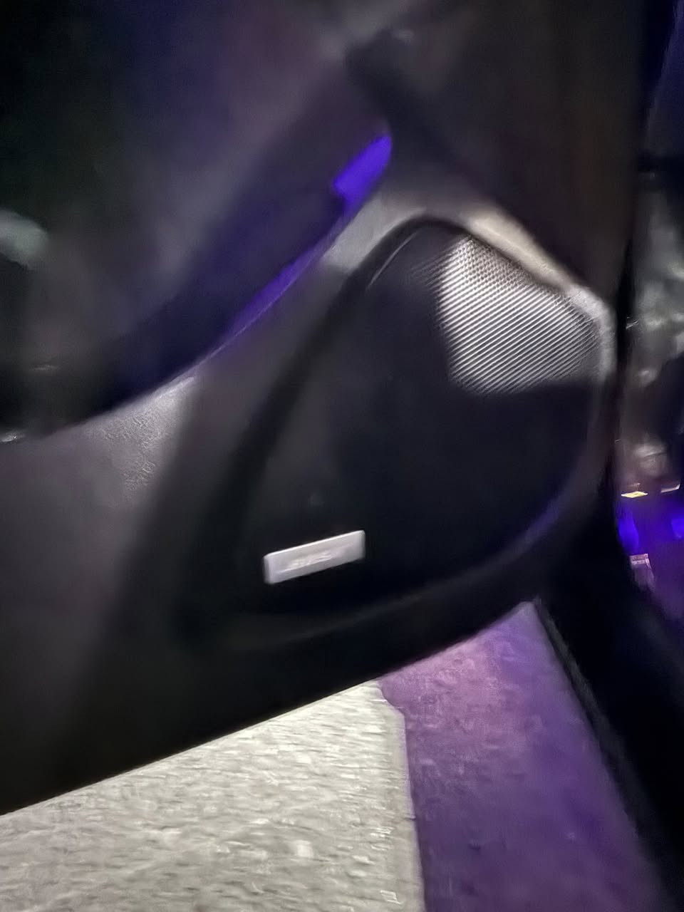 ماليبو 2017 فول مواصفات لون نفطي موصفات LT2 مكينا1500توربو موصفات كشنات جلد بنراما تحدد سرعة كراسي سايق وسكن كهربائي كنات تدفئة شاشة جبيرة تبريد قطعتين مفولة مواصفات من الأخير ماكو شي ما بيها السعر 125 ورقة وبيها مجال بسيط مواصفات  امريكي للاستفسار رقم التلفون ***********
