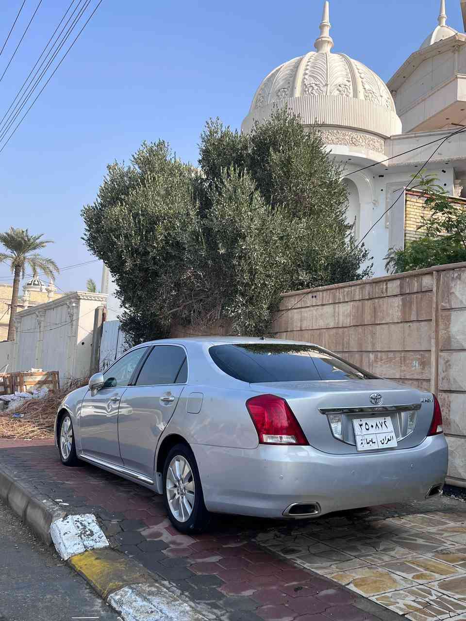 السلام عليكم
سياره ماجسته كصه جنطه كير مكينه كفاله تبريد ثلج فول مواصفات ما عدا الفتحه السياره VAB اربع بيبان شفط عينه جدتل الكترونيه
المكان ميسان العماره
السعر 43 وبيها مجال
الاسفسار ***********
