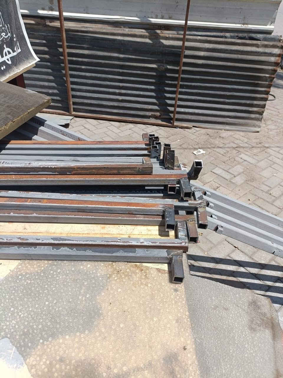 سلام عليكم جادر موكب تفصال جديد 6في4 العنوان بغداد المدينه الرقم ***********
