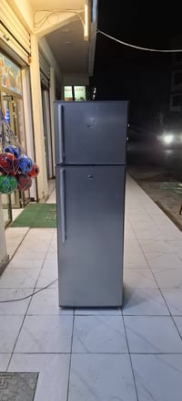 مرحبا ثلاجة ماركة بلسان حجم 14 قدم شغالة وظمان بشغلهة نظافتهة [💯 ] نظا...