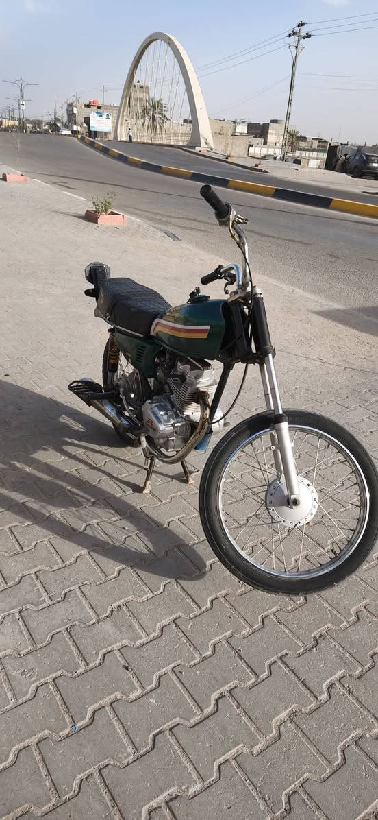 سلام عليكم دراجه ايراني البيع دوات تعمير كله جديد شاصيه نامه الصلي مديل شاصي 2021 محرك رابيدو الخوين الصلي مكان البصره ابو خصيب رقم هاتف ***********
