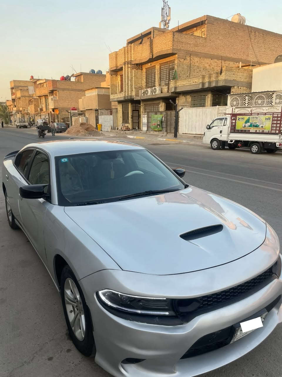 Charger 2022
مواصفات sxt
سياره ما لبيت سياره جديده ممشه 36 
حساسات كامره شاشه كبيره 
سبورت رياضي
حجم المحرك 3600
بصمه ابواب تبريد قطعتين 
لايت زنون بورقه شديته
تشغيل عن بعد مثبت سرعه 
حادث جاملغ وبنيد لجاملغ لثاني بي شويه بدون دواخل مكفوله لغود شواصي 
مستعجل ع بيع عنوان بغداد 
رقم *********** واتساب 
الاتصال ***********
