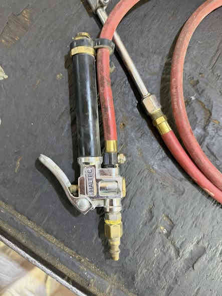 السلام عليكم
الغراض الكل للبيع 
بيع شلع مابيع مفرد 
العنوان بغداد الشعب 
***********
