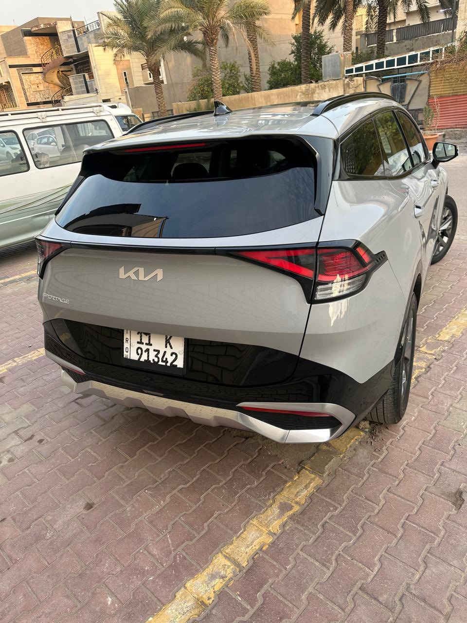 كيا سبورتج sx2024
السياره فول مراصفات
بدون ايرباك
بانوراما 
بصمه 
كشن جلد وكهرباء وتدفئه
رادارات امامي خلفي جانبي 
لد امامي خلفي 
شاشه دجتل 
جنطه كهرباء
شحن واير ليس 
فور ويل اوتو هولد 
السياره بدون تبديل بدون صبغ بدون ايرباك حادثه كلش سخيف رصعات وراجعات بي دي ار  ماشيه ١٣الف 
مكانه بغداد جميله 
سعر ٢٣٥
***********
