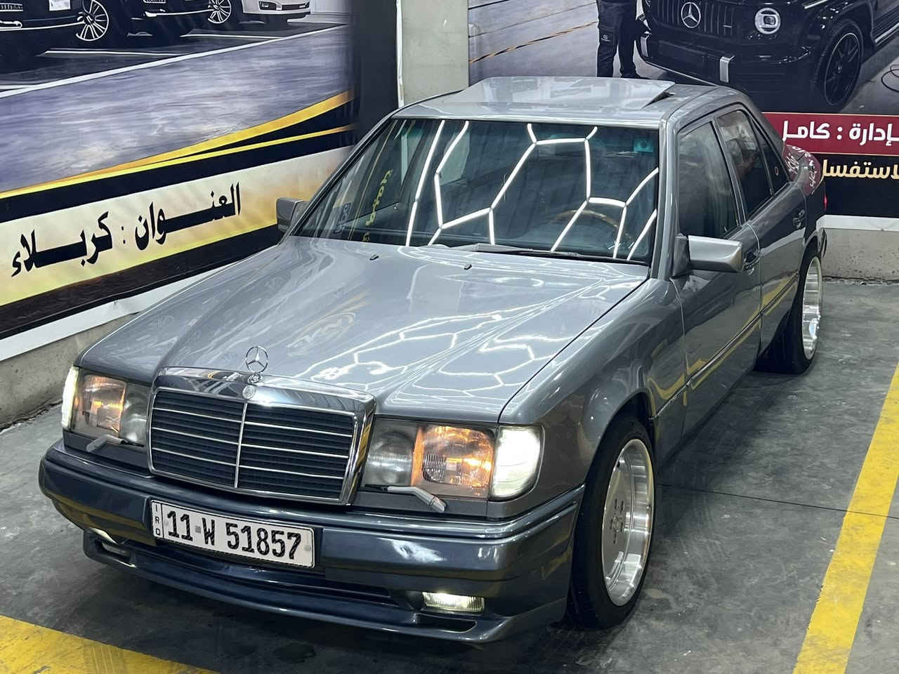 للبيع مارسدس دب 🐻 سياره جديده
جاهزه سياره تبريد ثلج
مكينه بلاد حداديه جديده تخم تاير كهربائيات كلها شغاله فتحه شغاله ويلكب AMG
سياره مال جناي جديده مسجل بلادي  السعر 100 للستفسار *********** العنوان كربلاء
