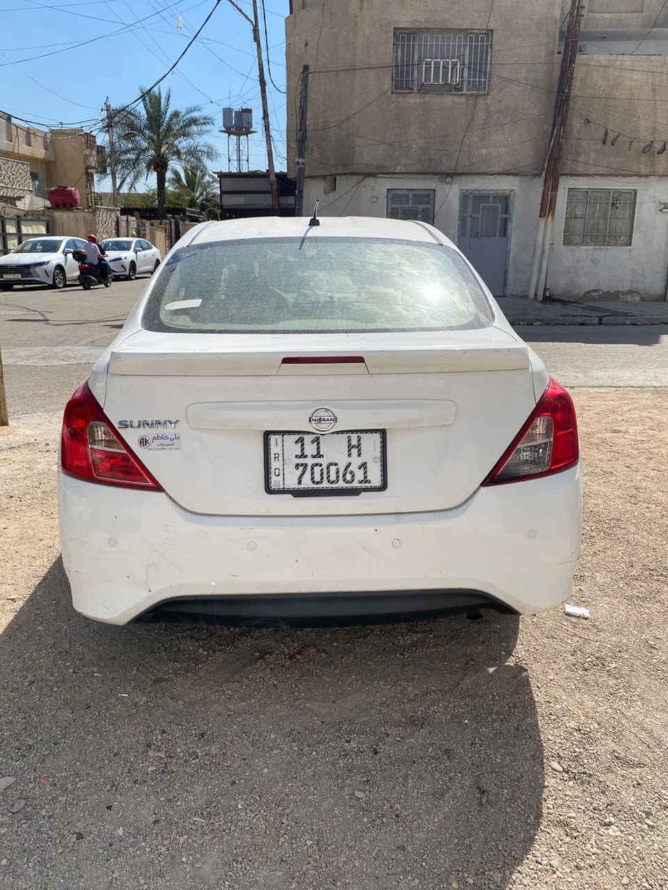 نيسان سني 2019 
رقم بغداد انكليزي 
لون ابيض 
بيها بارد
كير و محرك وتبريد 
مكفولات 
المكان الحبيبية يم المستشفى
السعر 96 
هذا رقمي ***********
