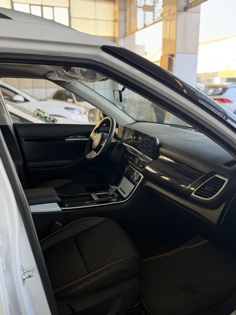 كيا سيلتوس 2025
عداد 3 الاف كيلو
 مثبت ارقام وسنوية 
فول مواصفات 
(بصمة_بانوراما_رادار امامي_تحديد مسار _حساس امامي وخلفي_محرك 1500 دبل نوزل_قطعتين تبريد_شاشة متصل_لد متصل_هندبريك بصمة_3 وضعيات قيادة)
وبقية المواصفات موضحة ب الصور 

🟩السعر_الطلب في التعليقات سياتي اليك مباشرة برسالة خاصة 

للاستفسار 📞
***********
***********
***********

العنوان 📍
بغداد معارض البياع شارع الوسط
