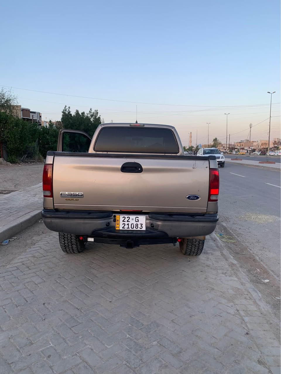 للبيع فورد سوبر ديوتي F350محرك 8سلندر كاز موديل 2007السيارة تبريد تدفئة ماناقصة شي تخم تاير جديد تخم باتري جديد سيارة جديدة بمعنى الكلمة بأسمي السيارة سعرها 120ورقة وبيها مجال والسعر قابل للتفاوض العنوان بغداد حي الجهاد لتواصل واتساب *********** او *********** بغداد, العراق
