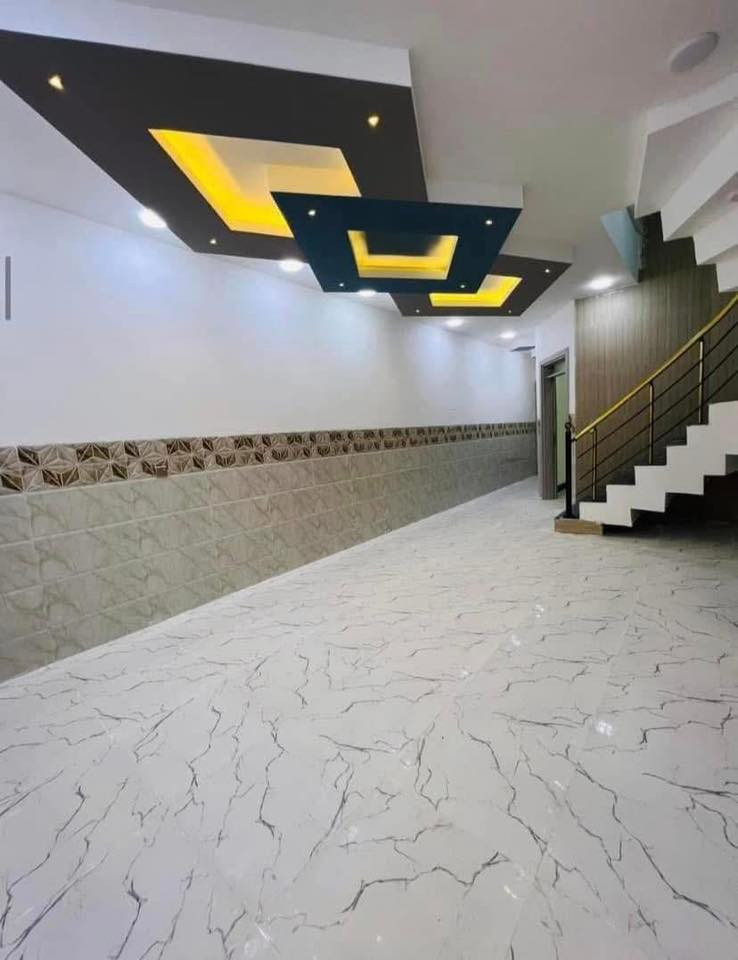 دار للللللايجار حي الكفاءات الثانية 150م طابقين   بيت فول موصفات السعر٧٥٠الف   بيمجال *********** بيت درجة اولى موصفات بيت عالي الجودة يحتوي على سته غرفه هول واستقبال وصحيات
