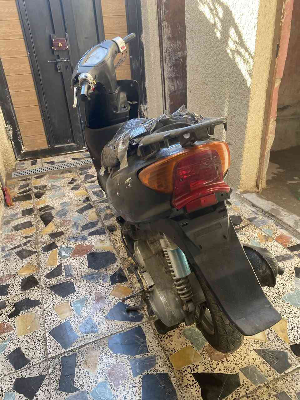 دراجه عصفوريه 60
تشتغل هندر والسلف والكهربائيات شغاله يرادلها باتري 

السعر 150قفل وبيها مجال قليل

الرقم ***********

العنوان: بغداد مدينه الصدر
