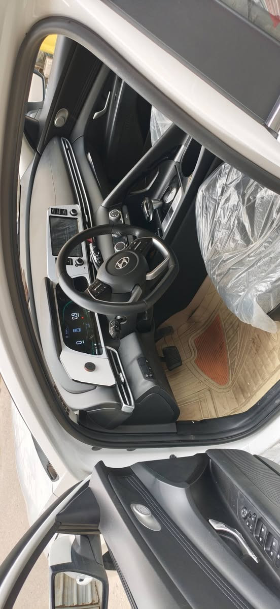 سياره النتره تجميع صيني فول موصفات لاخير سياره جديده وكفاله عامه سياره ماشيه شي قليل سياره 2024 زيرو هاذ رقمي ***********
