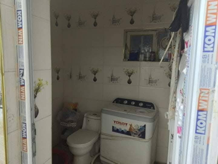 للبيع بيت 🏡 طابو صرف في !#شهداءالبياع مربع جامع 🕌 معاذ بن جبل مساحته #١٠٠م واجهه خمسه يحتوي على #مدخلين_غرفتين نوم 😴 وصاله ومطبخ #حاربارد وصحيات عدد #اثنين للإستفسار اتصال 🤙 على الرقم 
***********
#الجميع
