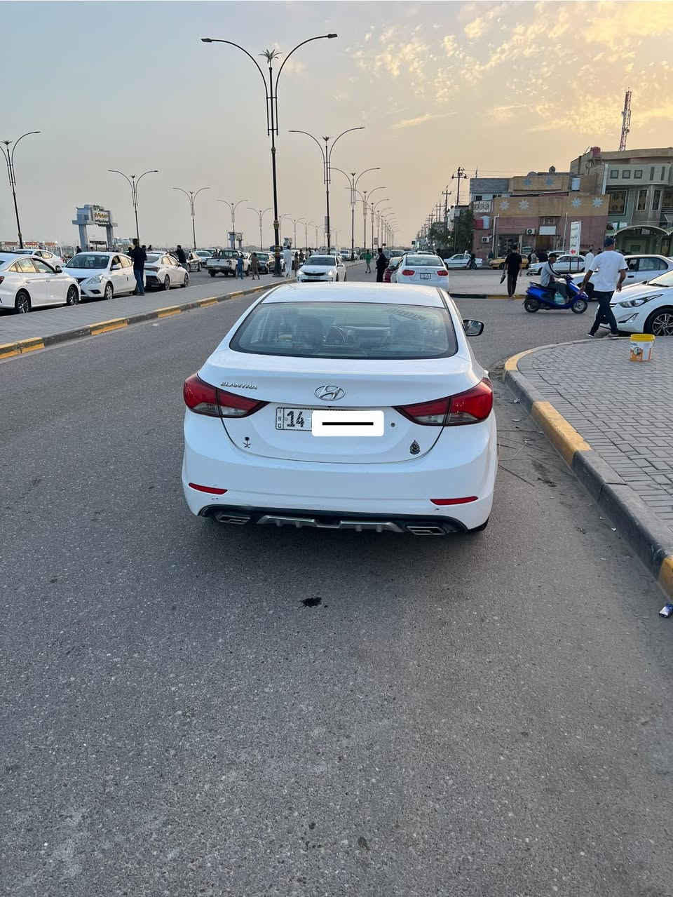 السلام عليكم
النترا ٢٠١٦ خليجي كفالة عامة بيها شوية بارد بطرف الباب يم الجاملغ الكدام مكينة بيها خيط تبخير خفيف ستوه بدة سيارة خير من الله تخم تايرات حدادية جديدة تبريد ثلج السيارة بأسمي السعر ١٢٥ و بيها مجال بسيط للشراي عنوان بصرة الرقم ***********
