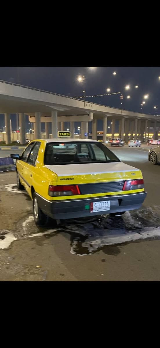 السلام عليكم بيجو روا ٢٠٠٩ كير مكينه خير من الله عوزهه نواعم قليلهه مكاني بغداد الشعب خابرني وبخدمتك***********
